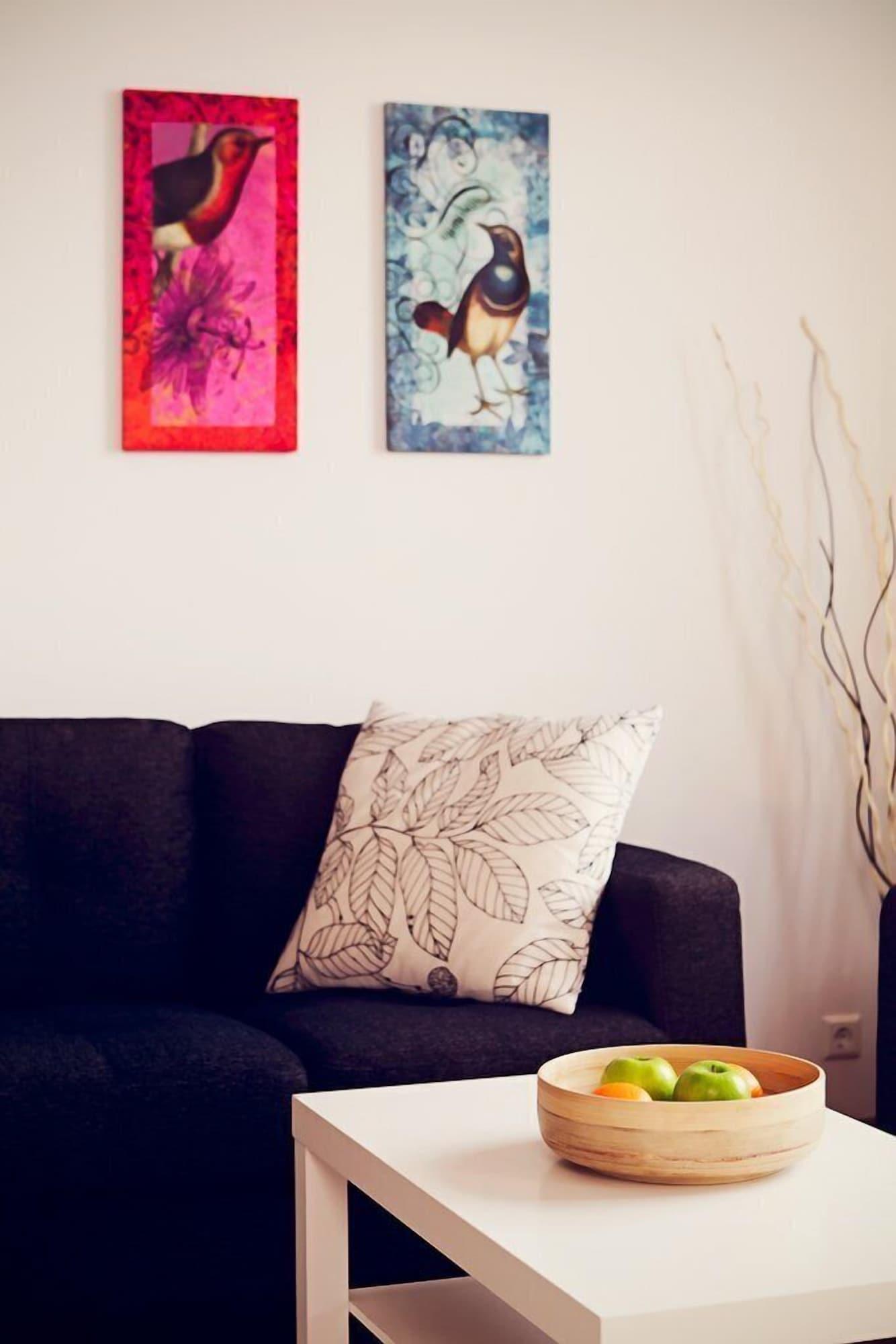 Rey Apartment *